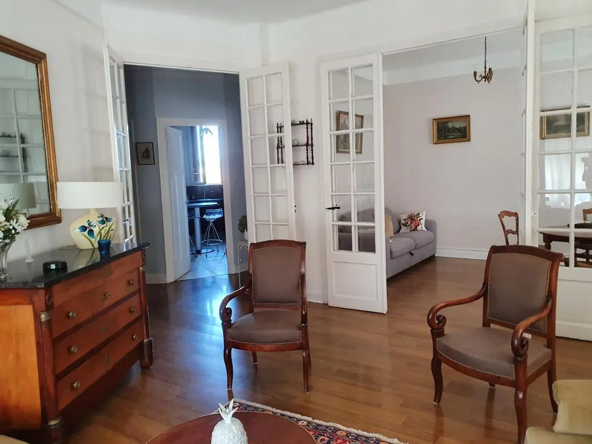 VICHY Apartment France