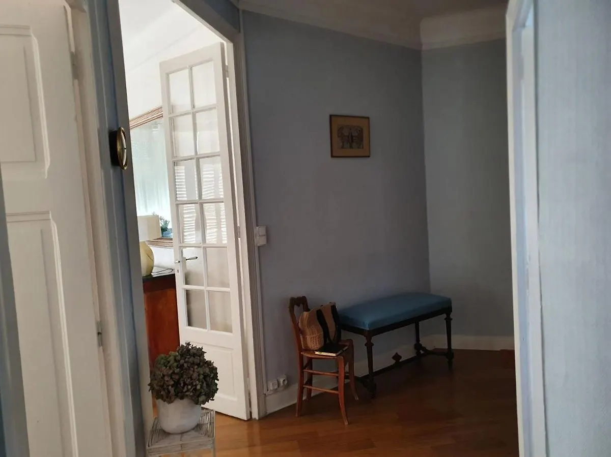VICHY Apartment